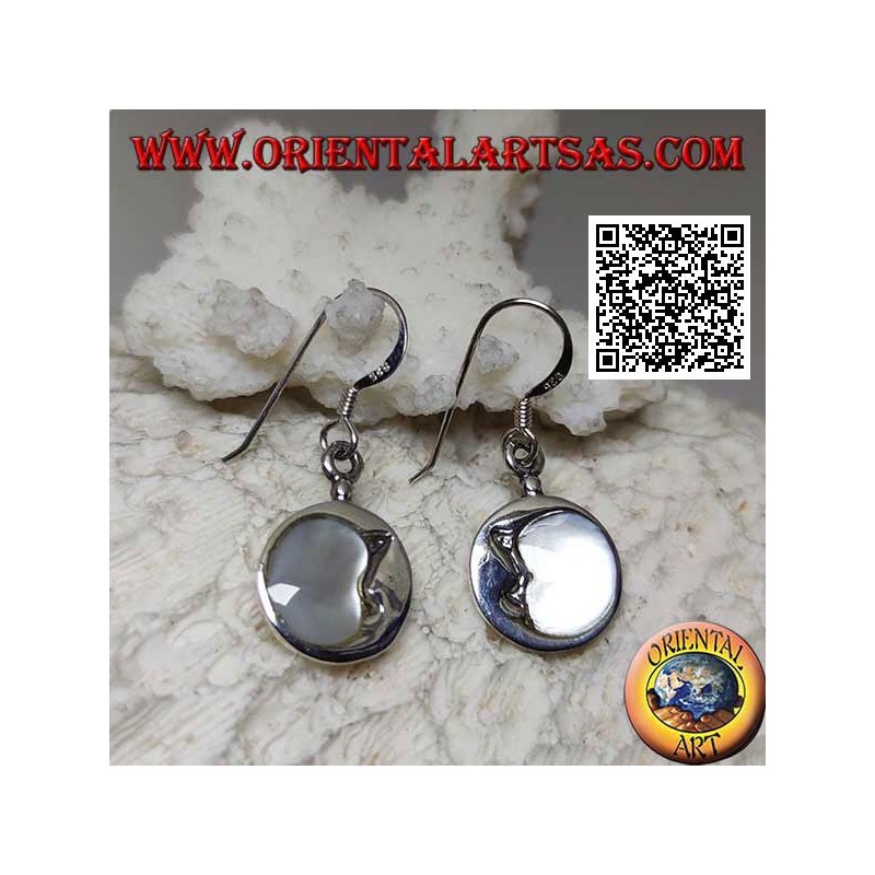 Boucles d'oreilles pendantes rondes en argent avec croissant de lune entouré de nacre
