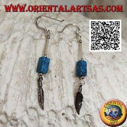 Boucles d'oreilles pendantes en argent avec parallélépipède de turquoise et plume