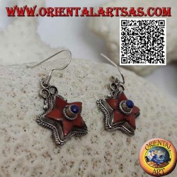 Pendientes de plata con estrella de coral natural antigua y lapislázuli central rodeados de tejido