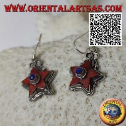 Boucles d'oreilles en argent avec étoile de corail naturel antique et lapis-lazuli central entouré de tissage