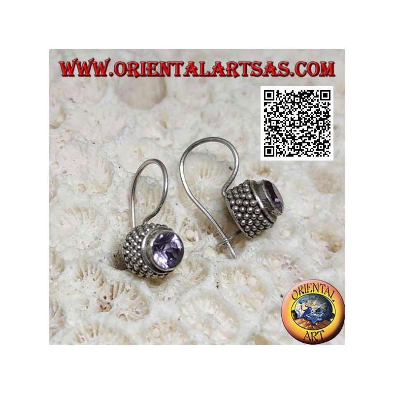 Silberohrringe mit natürlichem rundem Amethyst mit Rand aus vier Reihen von Kugeln