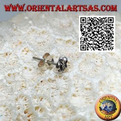 Mini boucle d'oreille en argent, le lys des Médicis (symbole de Florence)