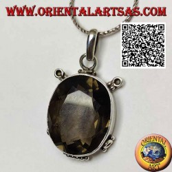 Pendentif en argent avec beau quartz fumé ovale facetté sur monture lisse avec inserts