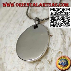 Silver pendant with smooth oval shape medal