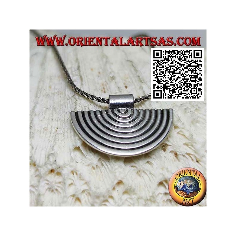 Silver pendant, semicircular lines in the shape of a fan