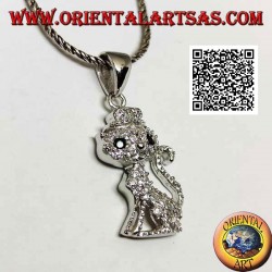 Pendentif en argent en forme de chat avec un chapeau parsemé de zircons blancs et d'yeux noirs