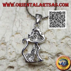 Colgante de plata en forma de gato con sombrero tachonado de circonitas blancas y ojos negros