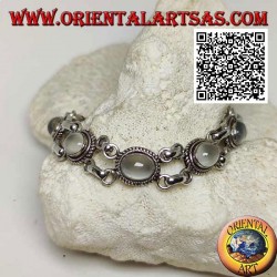 Bracelet argent double chaîne avec 5 pierres de lune ovales cabochons entourées d'entrelacs