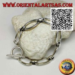 Pulsera de plata suave en una cadena de grandes anillos ovalados