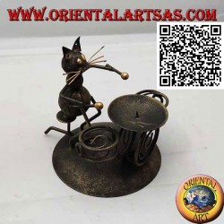 Portavelas de hierro forjado, el gato baterista