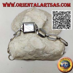 Silver chain bracelet with squared rings with rectangular mother of pearl with smooth edge