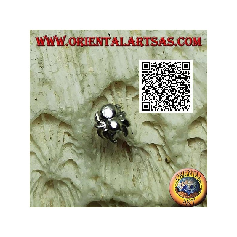 Mini pendiente de plata, la pequeña araña