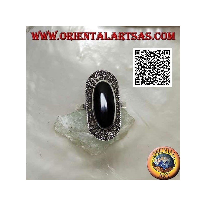 Silberring mit erhabenem, länglichem, ovalem Onyx, umgeben von Markasit