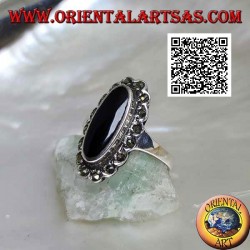Anillo de plata con ónix ovalado alargado con marco de nube de marcasita