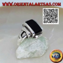 Silver ring with smooth overlapping rectangles and rectangular onyx