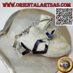 Bracelet en argent avec 5 losanges lisses perforés légèrement arrondis 20,5 cm