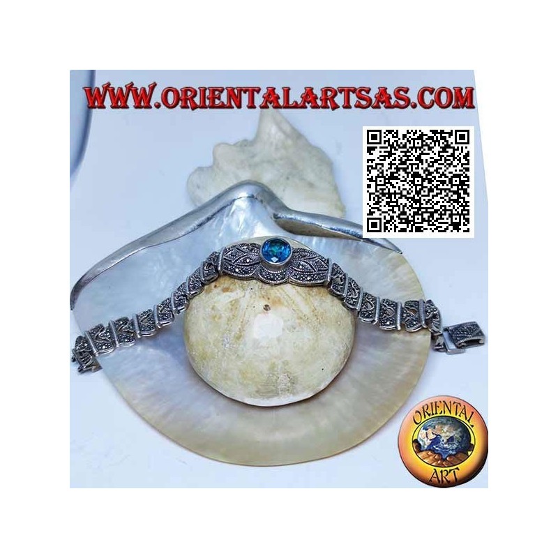 Bracelets à maillons en argent avec grande topaze bleue ovale facettée centrale parsemée de marcassite