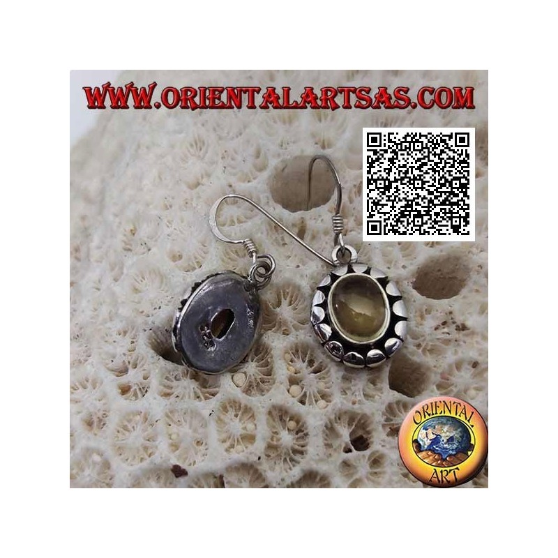 Orecchini in argento con topazio giallo naturale ovale a cabochon contornato da dischetti