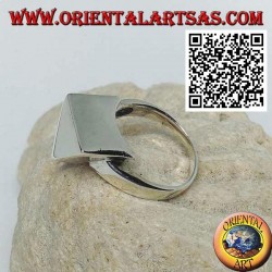 Glatter Silberring mit dreieckigem Prisma