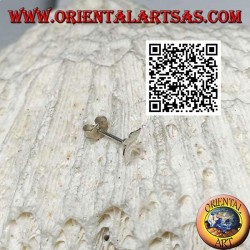 Mini boucle d'oreille en argent, l'hirondelle plate et lisse