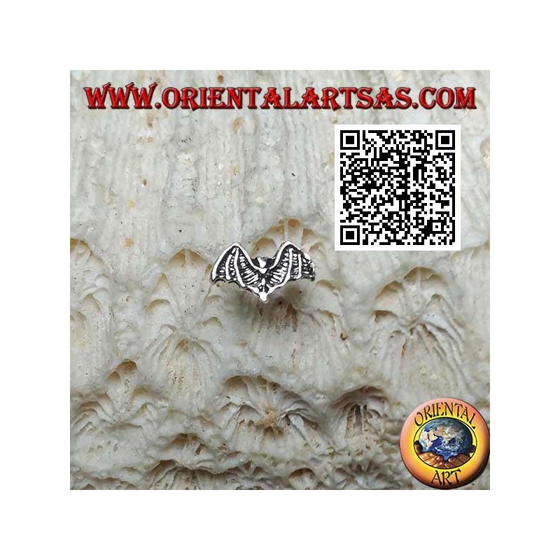 Mini orecchino d'argento, il pipistrello