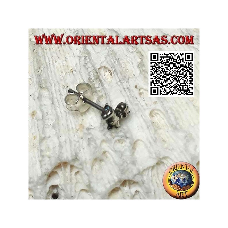 Mini boucle d'oreille en argent, le lama