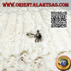 Mini pendiente de plata, la tortuga marina con el caparazón verde