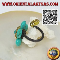 Adjustable turquoise paste flower ring with balls and spiral in gold plated brass (macramé)