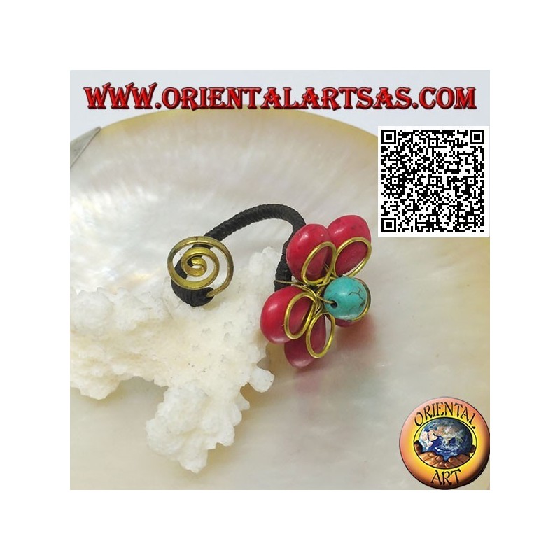 Anello regolabile a fiore in pasta di corallo e centro turchese con fiore e spirale in ottone dorato rivestito (macramè)