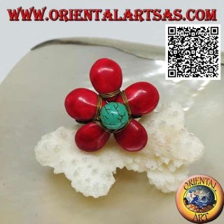 Adjustable flower-shaped ring in coral paste and turquoise center in gold-plated brass (macramé)