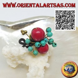Anillo ajustable con esferas de pasta de coral y turquesa sobre hilos de latón bañados en oro (macramé)