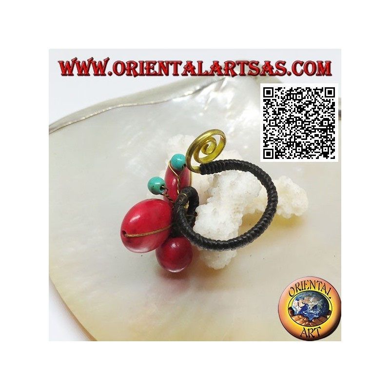 Anello regolabile a farfalla di pasta di corallo e centro turchese e spirale in ottone dorato rivestito (macramè)