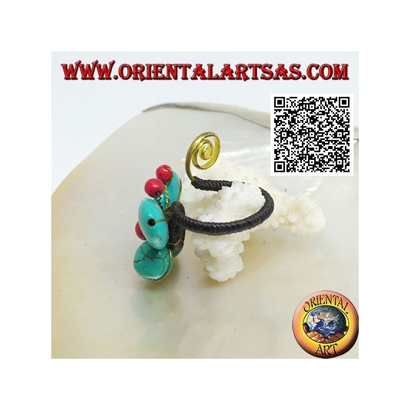 Adjustable butterfly ring in turquoise paste and coral center and spiral in gold plated brass (macramé)