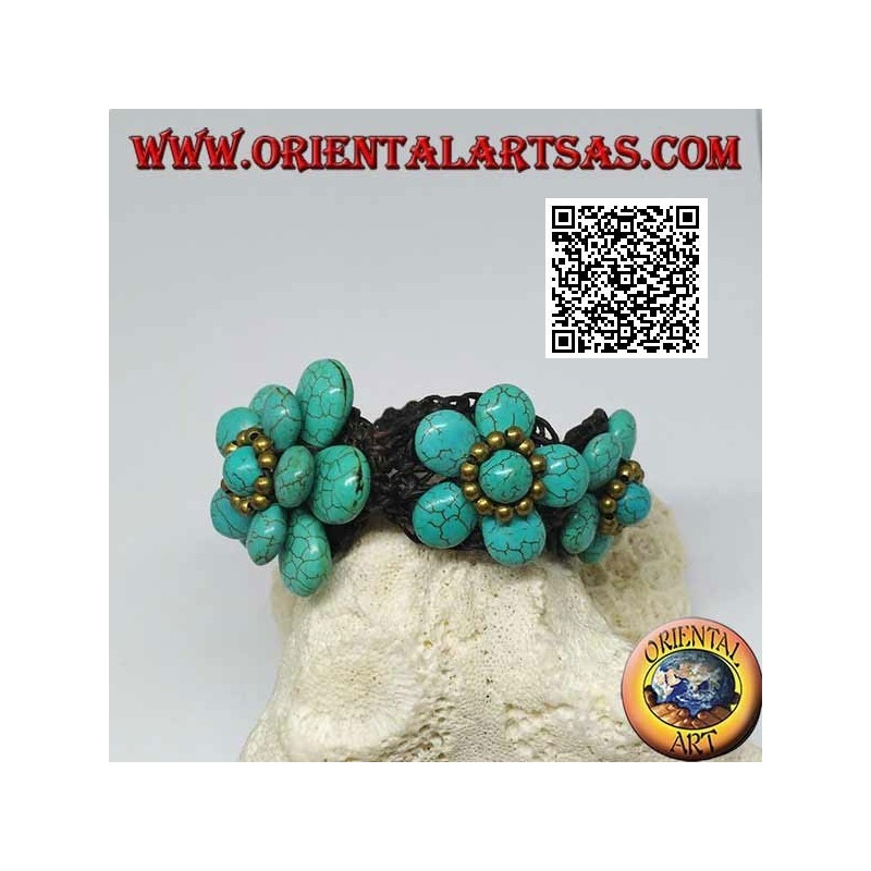 Bracelet souple avec cinq fleurs en pâte turquoise et boules en laiton doré