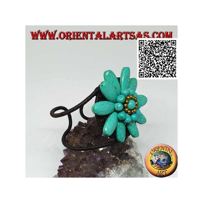 Adjustable rigid bracelet with large daisy in turquoise paste and gold-plated brass balls (macramé)