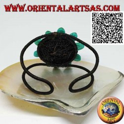 Bracelet rigide ajustable avec grosse marguerite en pâte turquoise et boules en laiton plaqué or (macramé)