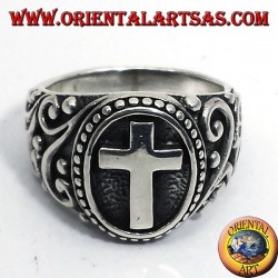Cross ring in silver