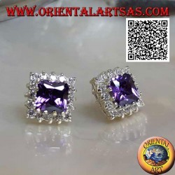 Boucles d'oreilles lobe en argent avec améthyste synthétique entourées de zircons blancs