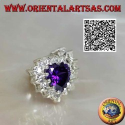 Boucles d'oreilles lobe en argent avec améthyste synthétique dans le cœur entouré de zircons blancs