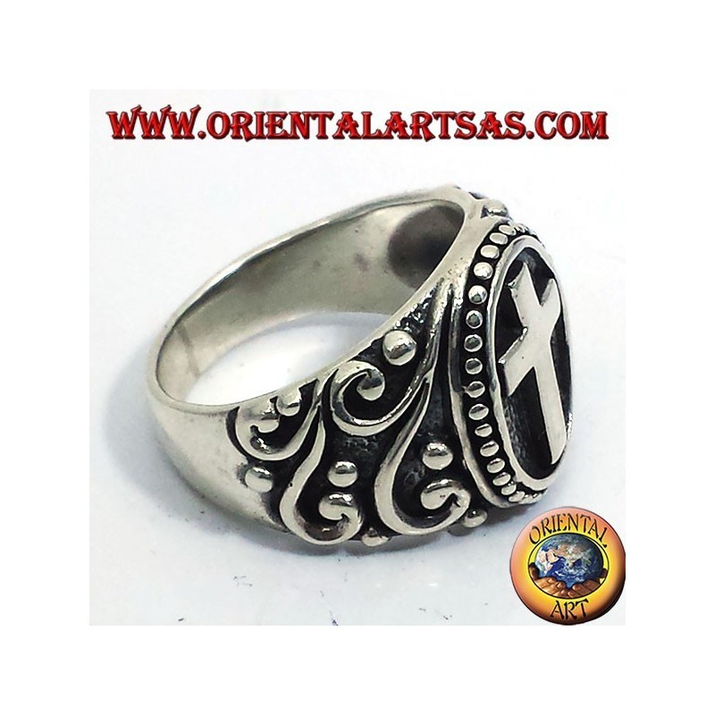 anillo de cruz en plata