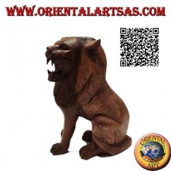 Sculpture d'un lion assis sculpté à la main dans un seul bloc de bois de suar de 25 cm