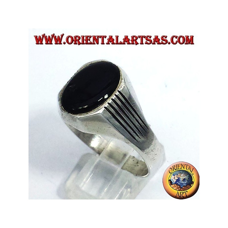 Ring mit silbernen Linien, Onyx Oval