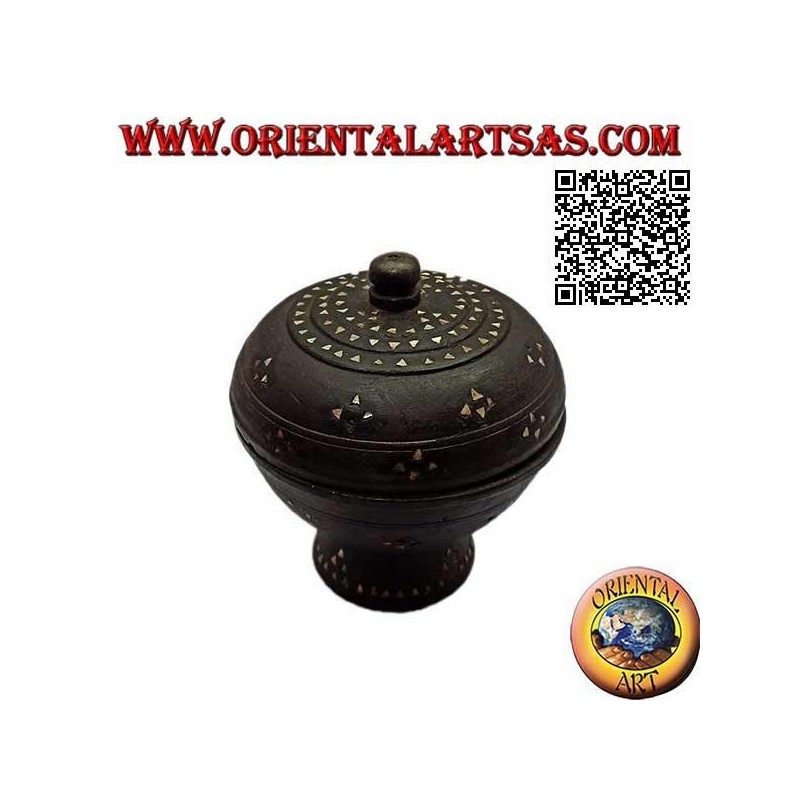 Round box with foot made by hand in mahogany wood and inlaid with mother of pearl (Lombok)