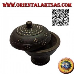 Round box with foot made by hand in mahogany wood and inlaid with mother of pearl (Lombok)