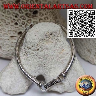 Bracelet classique à maillons "serpent" en argent 700 ‰ mesurant 23 cm x 5 mm