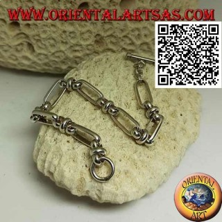 Silberkettenarmband mit ovalen Ringen, verbunden durch 18 cm