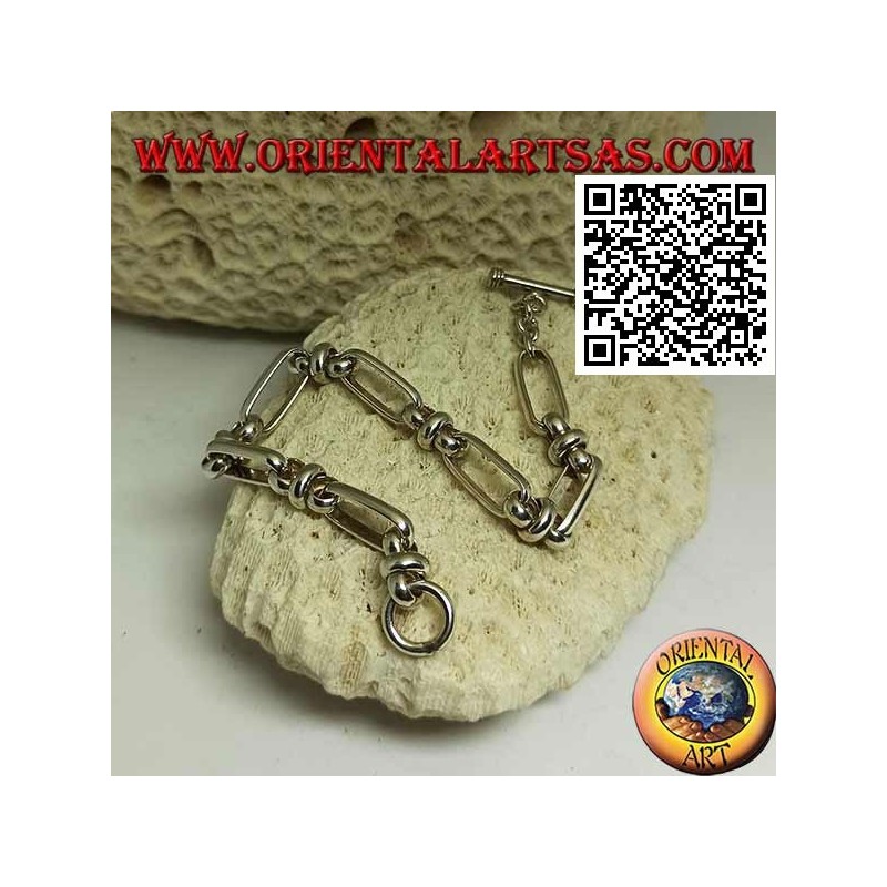 Silver chain bracelet with oval rings joined by 18 cm