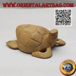 Unechte Karettschildkröte mit gebogenen Beinen aus 9 cm Hibiskusholz