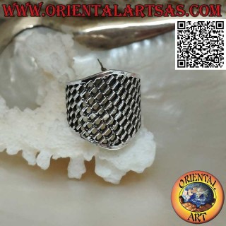 Anello in argento a fascia larga crescente traforato a rete