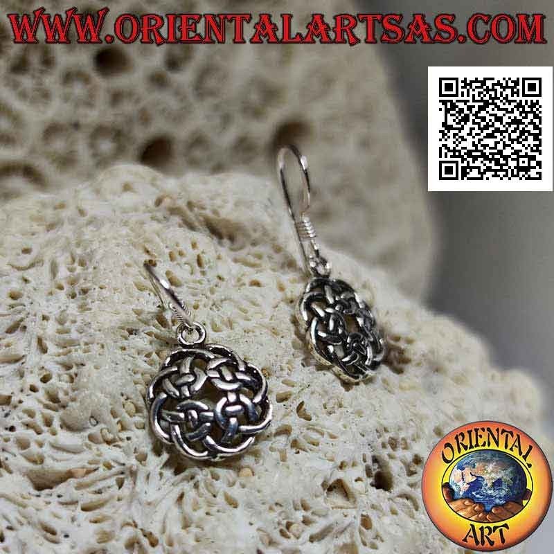 Orecchini in argento con nodo di Antrim pendente